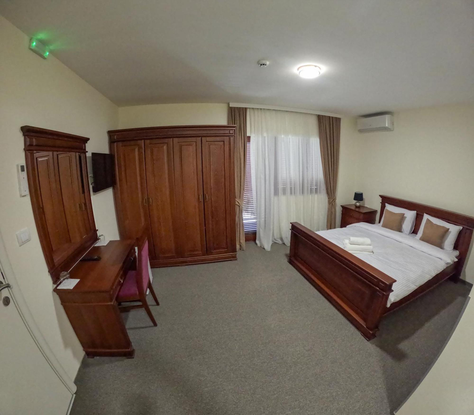 Motel Zeta Lux Mitrovici  Eksteriør billede